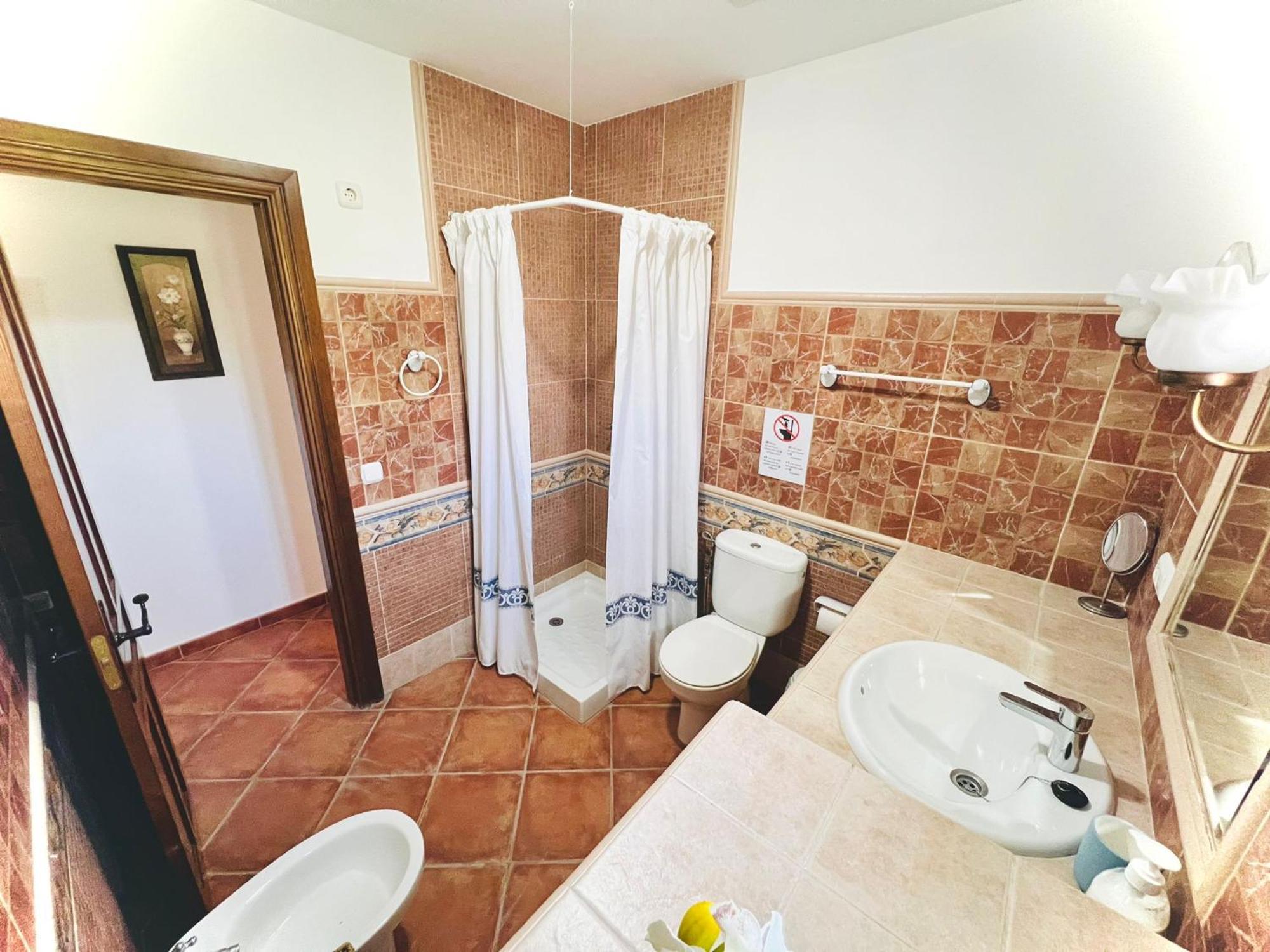 Sebastian'S House Villa Coin Luaran gambar